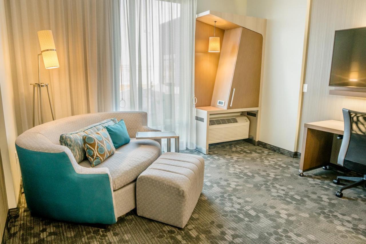 Courtyard By Marriott Fargo Hotel Buitenkant foto