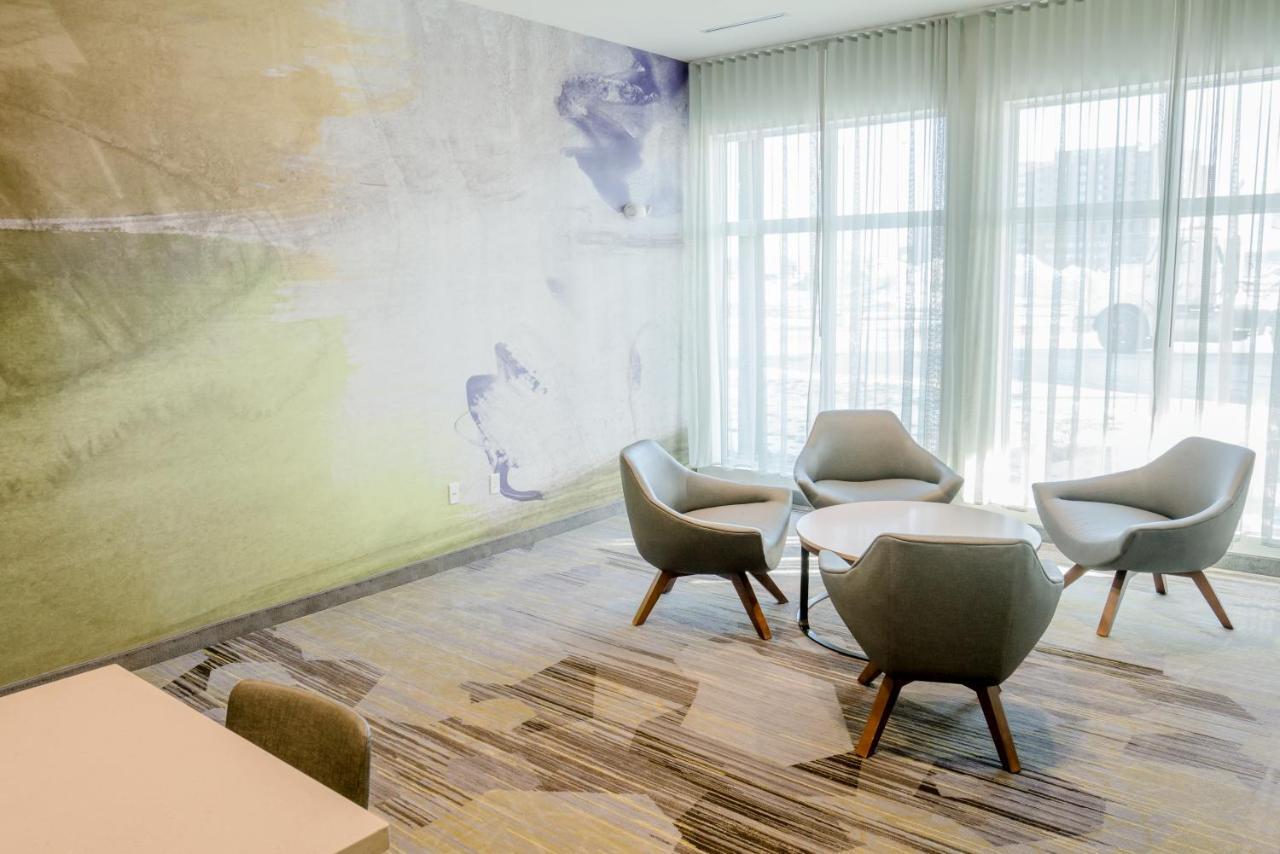 Courtyard By Marriott Fargo Hotel Buitenkant foto